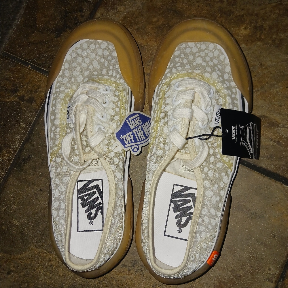 Vans Cream and Tan Lace-Up Sneakers